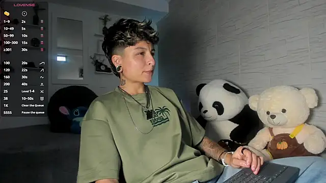 Snapshot of ZuryRamirez_ chatting on 14, 9, 2025 ZuryRamirez online show from 14, 9, 2025