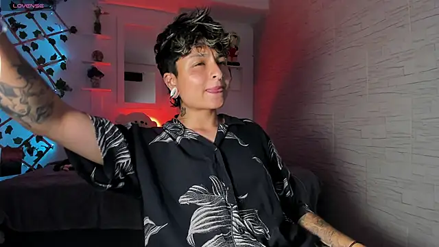 Snapshot of ZuryRamirez_ chatting on 3, 10, 2025 ZuryRamirez online show from 3, 10, 2025