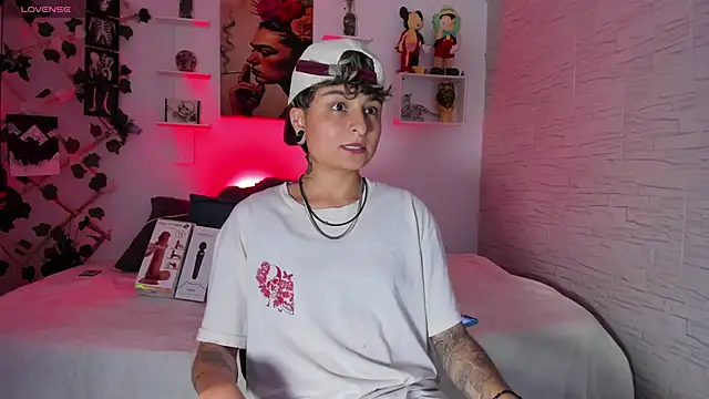 Snapshot of ZuryRamirez_ chatting on 26, 10, 2025 ZuryRamirez online show from 26, 10, 2025