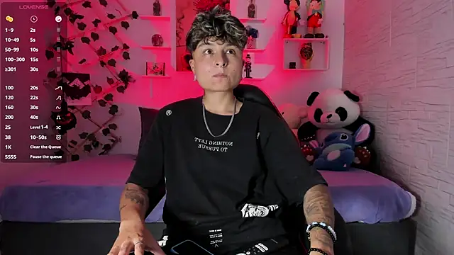 Snapshot of ZuryRamirez_ chatting on 7, 11, 2025 ZuryRamirez online show from 7, 11, 2025