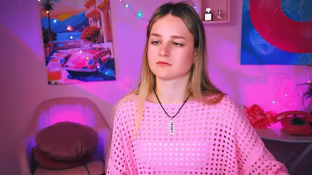 DeboraLarson online show from 13, 12, 2024