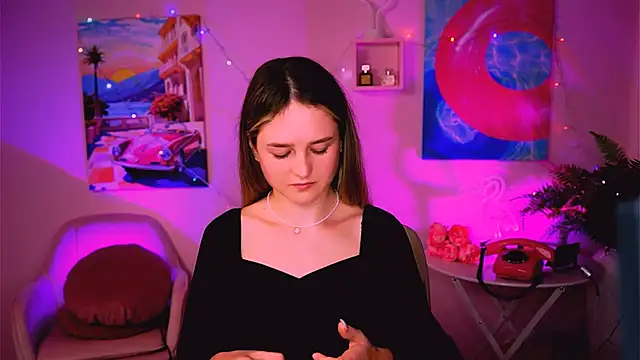 DeboraLarson online show from 6, 1, 2025