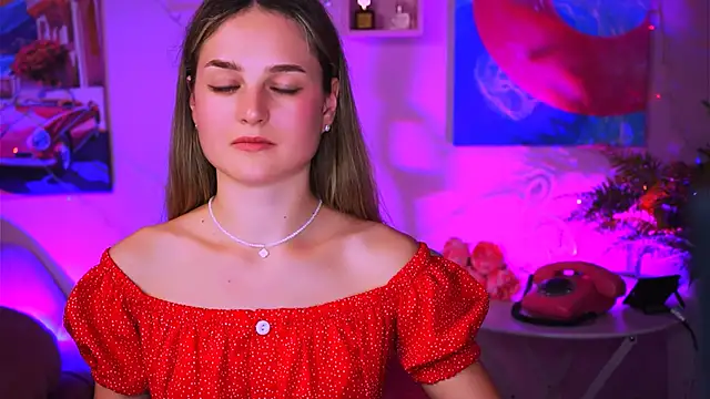 DeboraLarson online show from 12, 1, 2025