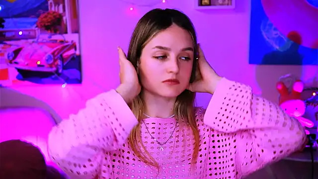 DeboraLarson online show from 29, 1, 2025