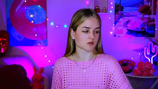 DeboraLarson online show from 21, 3, 2025