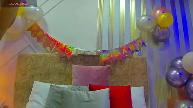 ashley  foxx  online show from 15, 3, 2025