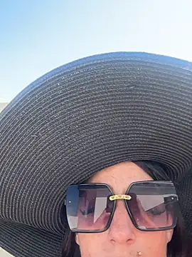 loveattack online show from 9, 2, 2025