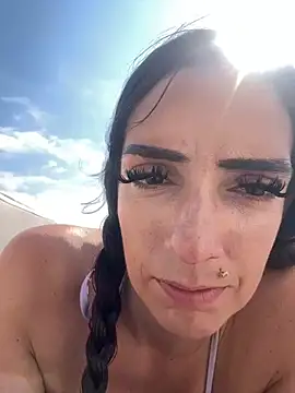 loveattack online show from 10, 2, 2025