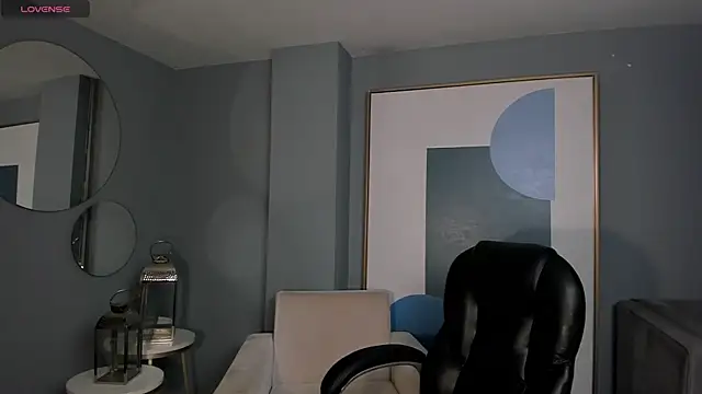 Snapshot of GabriellaLee chatting on 18, 6, 2026 GabriellaLee online show from 18, 6, 2026