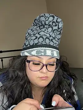 tillymarie34 online show from 21, 12, 2025