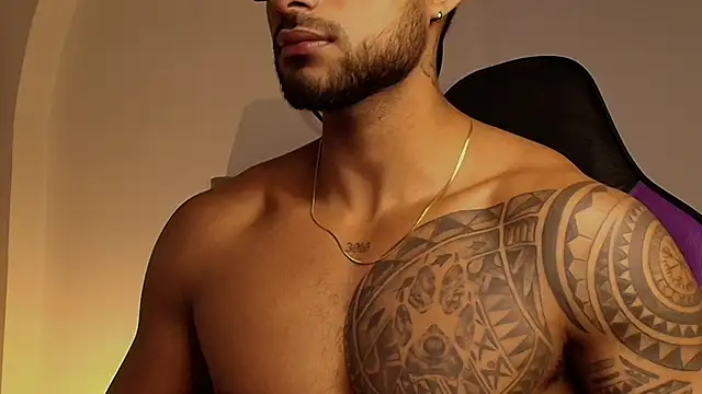 Snapshot of LiamGarcia1 chatting on 17, 1, 2025 LiamGarcia1 online show from 17, 1, 2025