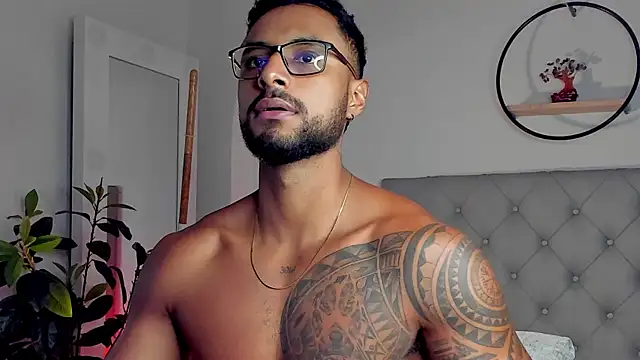 Snapshot of LiamGarcia1 chatting on 13, 2, 2025 LiamGarcia1 online show from 13, 2, 2025
