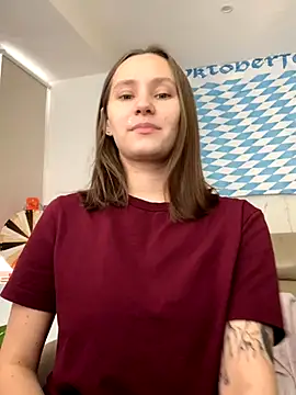 Snapshot of HotCaramellsTV chatting on 4, 10, 2025 HotCaramellsTV online show from 4, 10, 2025