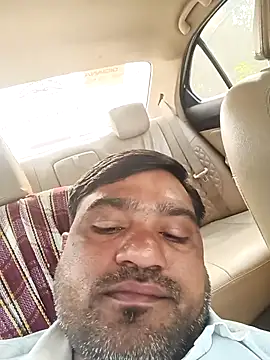 pintuS40 online show from 26, 11, 2025