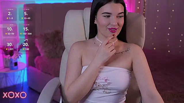 YourLolaBunny online show from 21, 2, 2025