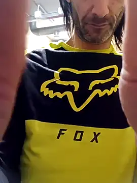 Snapshot of HastLuster chatting on 10, 12, 2024 HastLuster online show from 10, 12, 2024