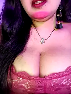 Suhanakhan00 online show from 24, 10, 2025