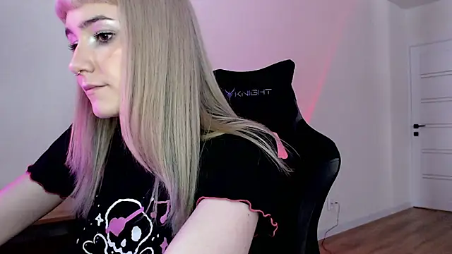 Princess Shy    online show from 22, 2, 2025