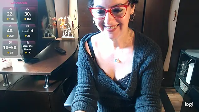 Snapshot of exymilf_ chatting on 25, 2, 2025 exymilf online show from 25, 2, 2025