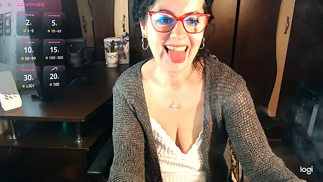 Snapshot of exymilf_ chatting on 1, 3, 2025 exymilf online show from 1, 3, 2025