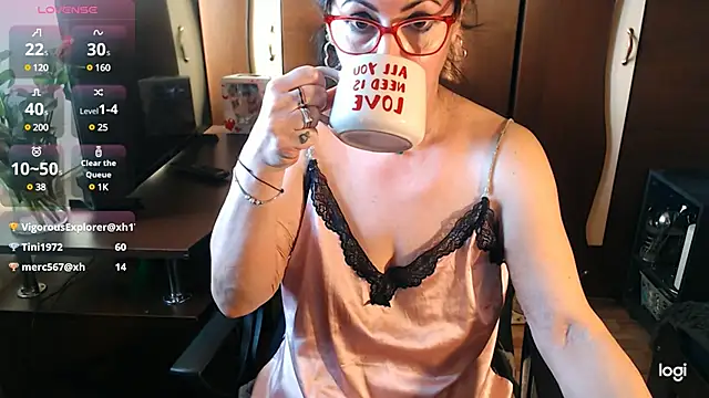 Snapshot of exymilf_ chatting on 9, 3, 2025 exymilf online show from 9, 3, 2025