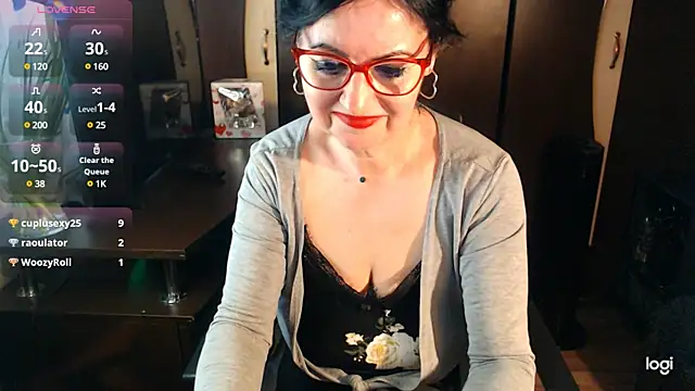 Snapshot of exymilf_ chatting on 12, 3, 2025 exymilf online show from 12, 3, 2025