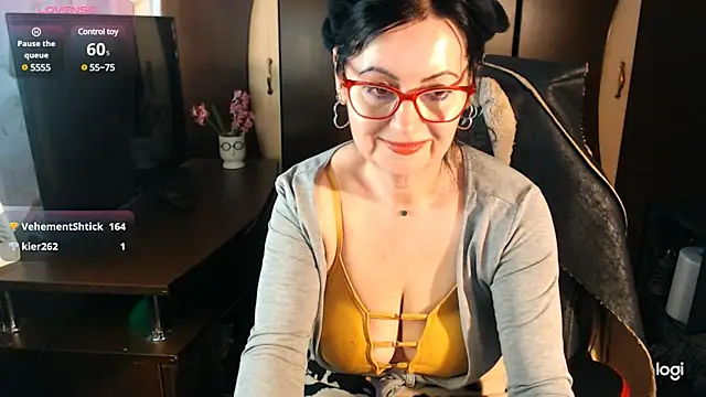 Snapshot of exymilf_ chatting on 21, 3, 2025 exymilf online show from 21, 3, 2025