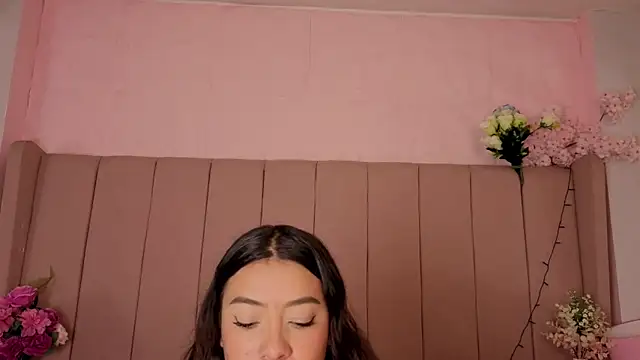 Snapshot of MollyBigBoobs12 chatting on 19, 12, 2025 MollyBigBoobs12 online show from 19, 12, 2025