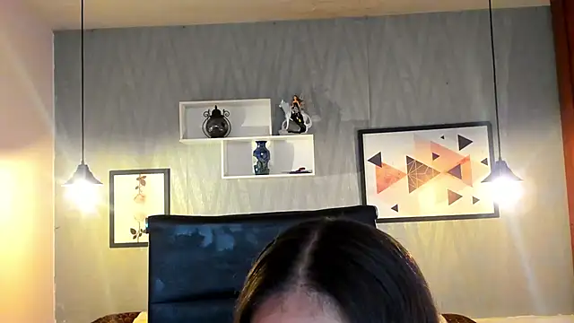 Snapshot of Valeria_roussi chatting on 21, 12, 2024 Valeria roussi online show from 21, 12, 2024