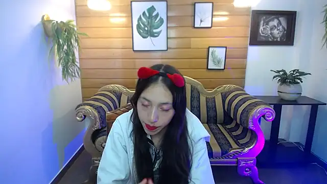 Snapshot of Valeria_roussi chatting on 19, 2, 2025 Valeria roussi online show from 19, 2, 2025