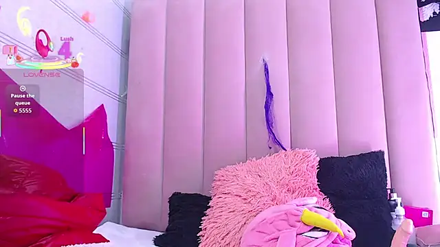 sara caplerx online show from 11, 11, 2025