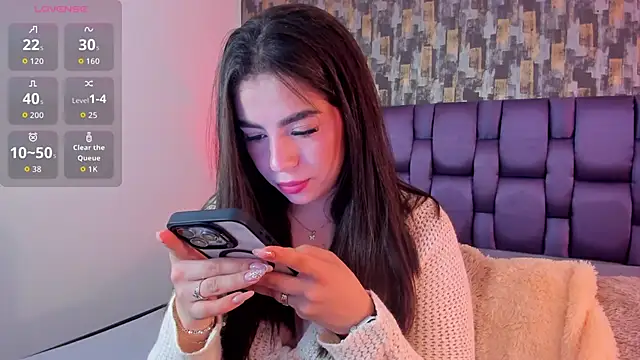 IsabellaAnngel online show from 4, 2, 2026