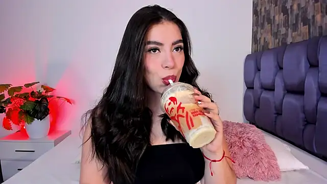 IsabellaAnngel online show from 16, 4, 2026