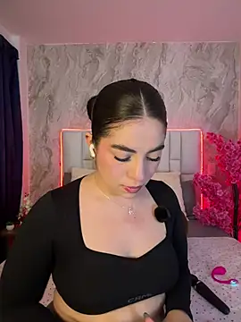 Snapshot of IsabellaAnngel chatting on 21, 6, 2026 IsabellaAnngel online show from 21, 6, 2026