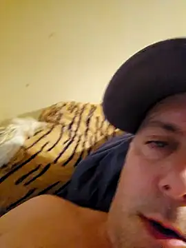 HeteroHotGuy1 online show from 6, 12, 2024