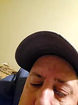 HeteroHotGuy1 online show from 27, 1, 2025