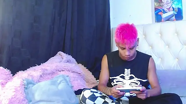 Sexys Boys Hot1 online show from 28, 1, 2025