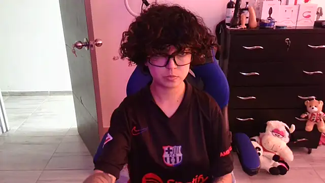 thomascooper7 online show from 5, 11, 2025