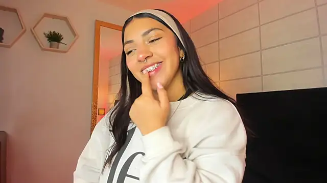 Christine Laam online show from 2, 10, 2025