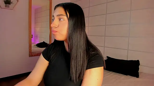 Christine Laam online show from 30, 3, 2026