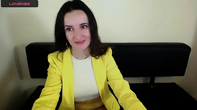 LaimaV  online show from 21, 9, 2025