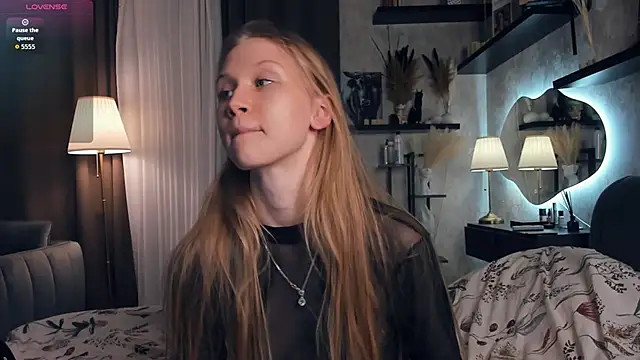 AnitaaClark online show from 12, 10, 2025