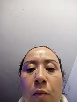 Snapshot of RenataSexy_ chatting on 5, 1, 2025 RenataSexy  online show from 5, 1, 2025