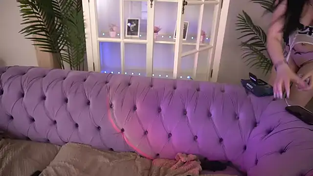 NikkiGoldSide online show from 22, 6, 2026