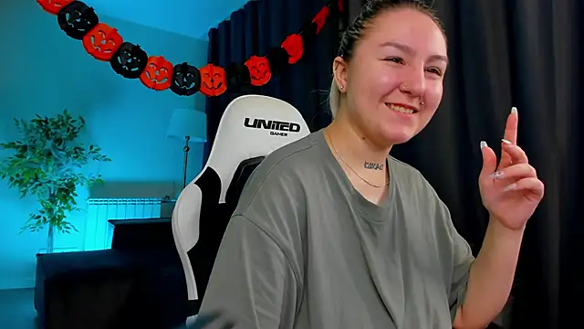 Debbie Taylor online show from 31, 10, 2025