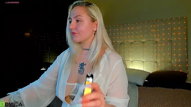 Debbie Taylor online show from 14, 4, 2026