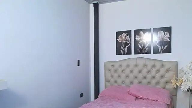 lily f00x online show from 20, 3, 2026