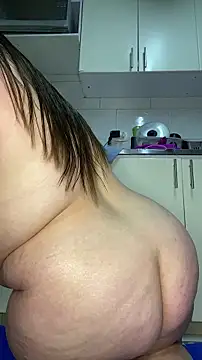 Snapshot of Chloee_ep chatting on 5, 7, 2026 Chloee ep online show from 5, 7, 2026