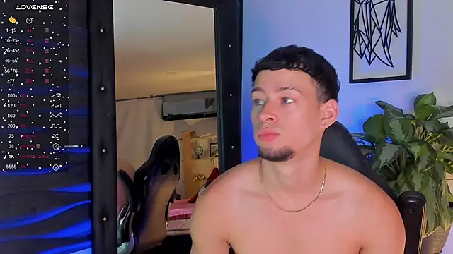 JadeSmiith  online show from 11, 11, 2025