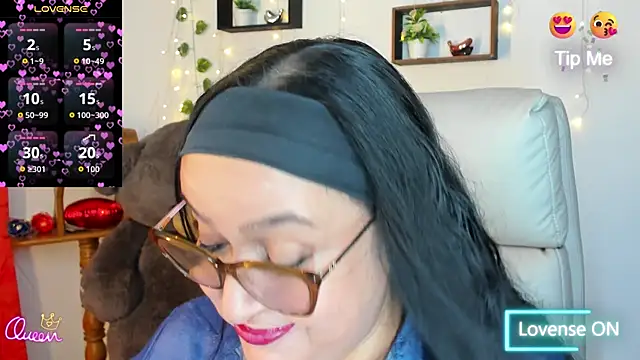 Snapshot of Gia_Nahomi chatting on 20, 4, 2026 Gia Nahomi online show from 20, 4, 2026